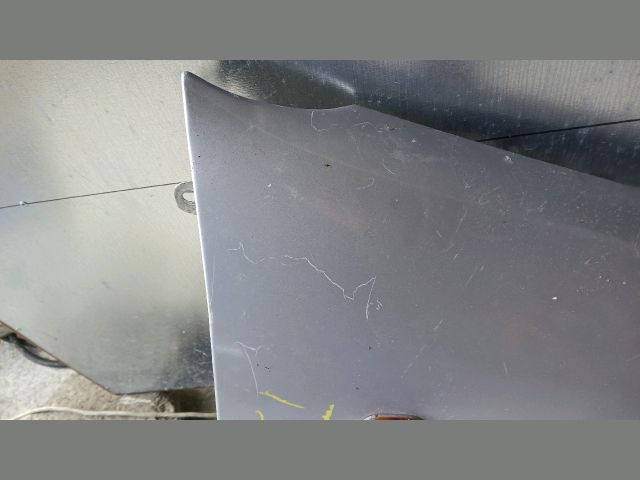 bontott SUZUKI SWIFT II Jobb első Sárvédő