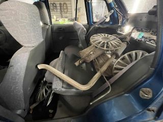 bontott SUZUKI SWIFT II Jobb első Ülés