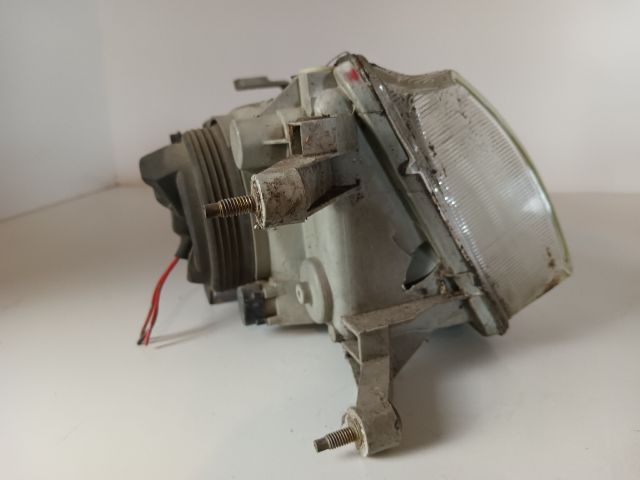 bontott SUZUKI SWIFT II Jobb Fényszóró