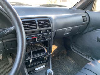 bontott SUZUKI SWIFT II Jobb Fényszóró