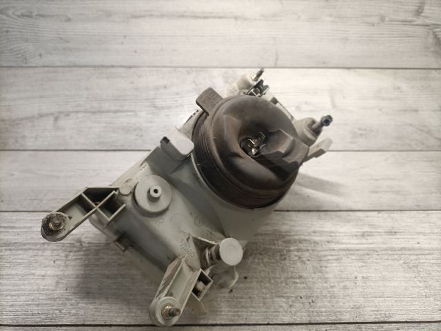 bontott SUZUKI SWIFT II Jobb Fényszóró