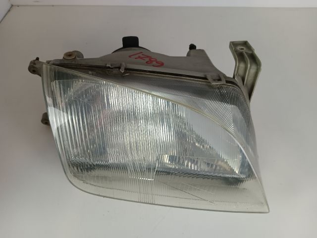 bontott SUZUKI SWIFT II Jobb Fényszóró