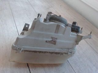 bontott SUZUKI SWIFT II Jobb Fényszóró