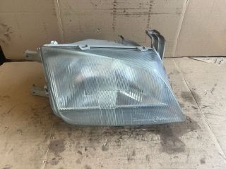 bontott SUZUKI SWIFT II Jobb Fényszóró