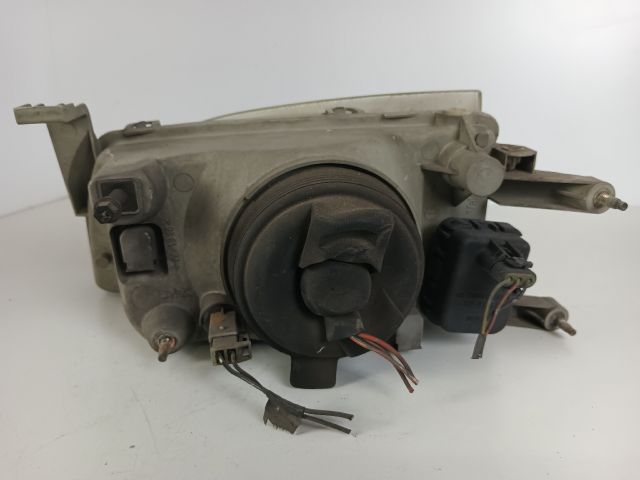 bontott SUZUKI SWIFT II Jobb Fényszóró