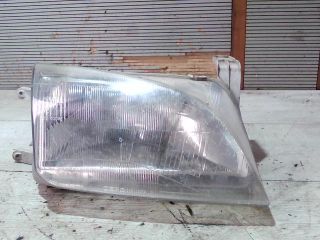 bontott SUZUKI SWIFT II Jobb Fényszóró