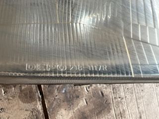 bontott SUZUKI SWIFT II Jobb Fényszóró