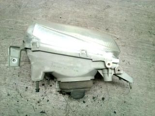 bontott SUZUKI SWIFT II Jobb Fényszóró