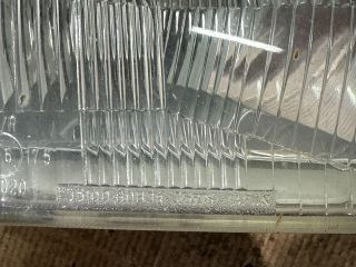 bontott SUZUKI SWIFT II Jobb Fényszóró