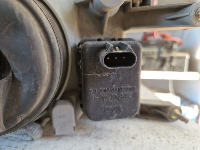 bontott SUZUKI SWIFT II Jobb Fényszóró