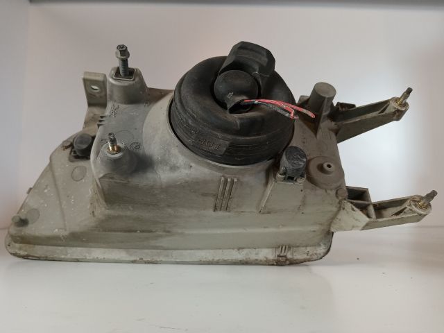 bontott SUZUKI SWIFT II Jobb Fényszóró