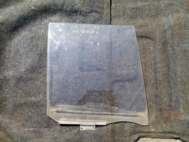 bontott SUZUKI SWIFT II Jobb hátsó Ablak