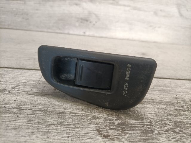 bontott SUZUKI SWIFT II Jobb hátsó Ablakemelő Kapcsoló