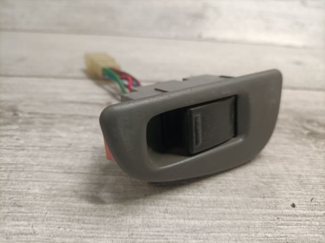 bontott SUZUKI SWIFT II Jobb hátsó Ablakemelő Kapcsoló