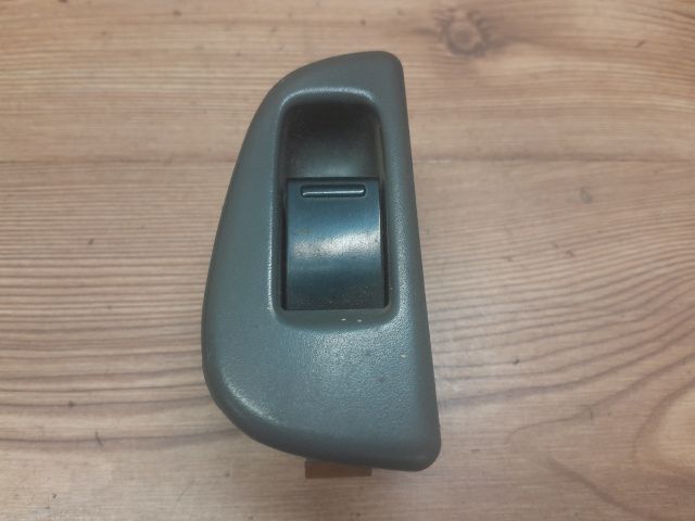 bontott SUZUKI SWIFT II Jobb hátsó Ablakemelő Kapcsoló