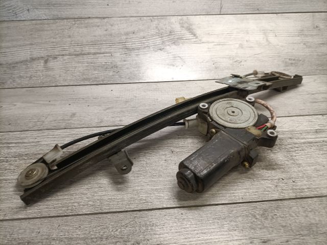 bontott SUZUKI SWIFT II Jobb hátsó Ablakemelő Szerkezet (Elektromos)