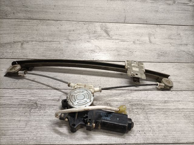 bontott SUZUKI SWIFT II Jobb hátsó Ablakemelő Szerkezet (Elektromos)