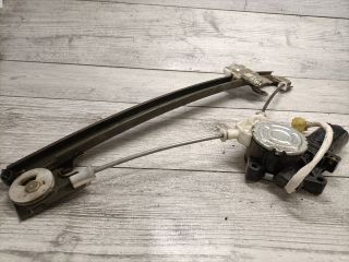 bontott SUZUKI SWIFT II Jobb hátsó Ablakemelő Szerkezet (Elektromos)