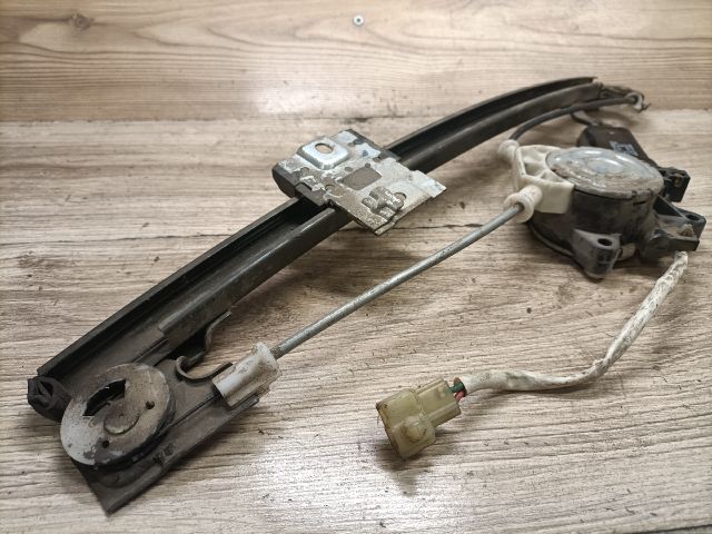 bontott SUZUKI SWIFT II Jobb hátsó Ablakemelő Szerkezet (Elektromos)