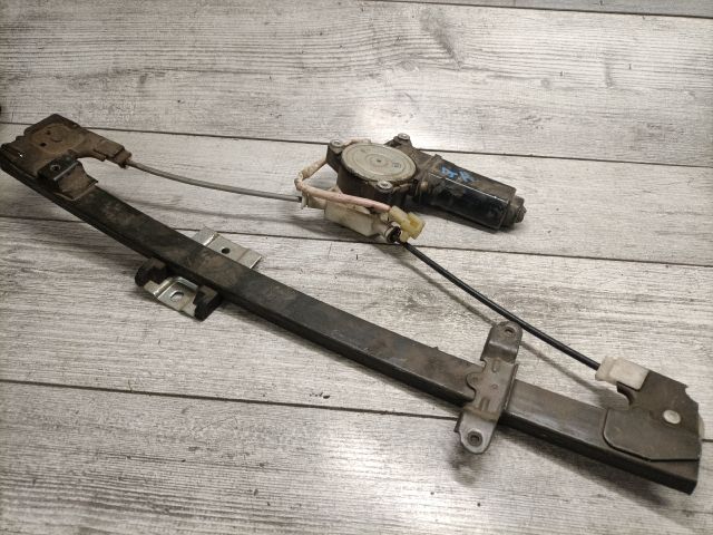 bontott SUZUKI SWIFT II Jobb hátsó Ablakemelő Szerkezet (Elektromos)