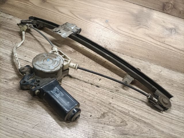 bontott SUZUKI SWIFT II Jobb hátsó Ablakemelő Szerkezet (Elektromos)