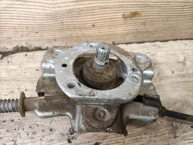 bontott SUZUKI SWIFT II Jobb hátsó Ablakemelő Szerkezet (Mechanikus)