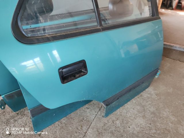 bontott SUZUKI SWIFT II Jobb hátsó Ajtó (Részeivel)