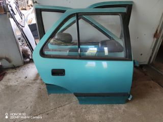 bontott SUZUKI SWIFT II Jobb hátsó Ajtó (Részeivel)