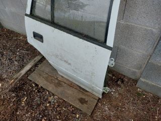 bontott SUZUKI SWIFT II Jobb hátsó Ajtó (Részeivel)