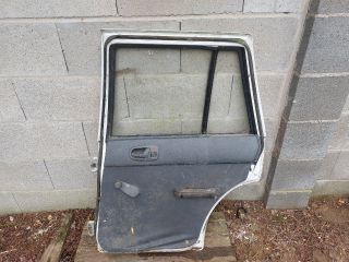 bontott SUZUKI SWIFT II Jobb hátsó Ajtó (Részeivel)