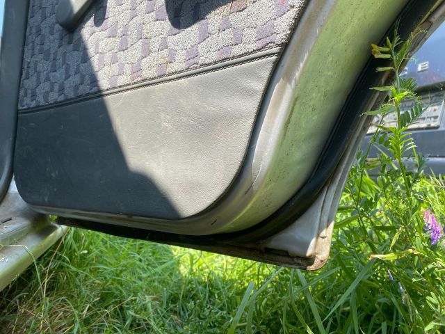 bontott SUZUKI SWIFT II Jobb hátsó Ajtó (Üres lemez)