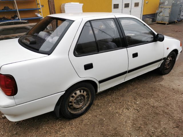 bontott SUZUKI SWIFT II Jobb hátsó Ajtó (Üres lemez)