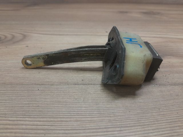 bontott SUZUKI SWIFT II Jobb hátsó Ajtóhatároló