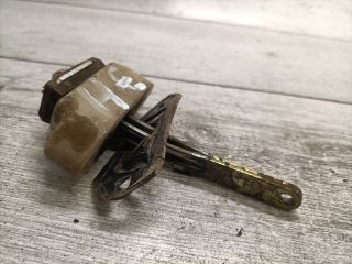 bontott SUZUKI SWIFT II Jobb hátsó Ajtóhatároló