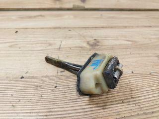 bontott SUZUKI SWIFT II Jobb hátsó Ajtóhatároló