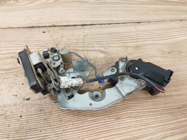 bontott SUZUKI SWIFT II Jobb hátsó Ajtózár