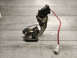 bontott SUZUKI SWIFT II Jobb hátsó Ajtózár