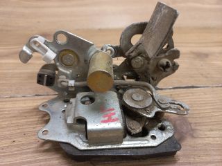 bontott SUZUKI SWIFT II Jobb hátsó Ajtózár