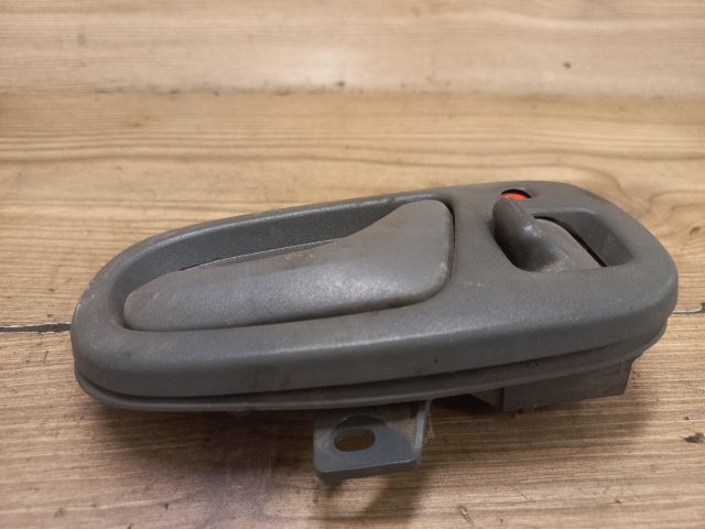 bontott SUZUKI SWIFT II Jobb hátsó Belső Kilincs