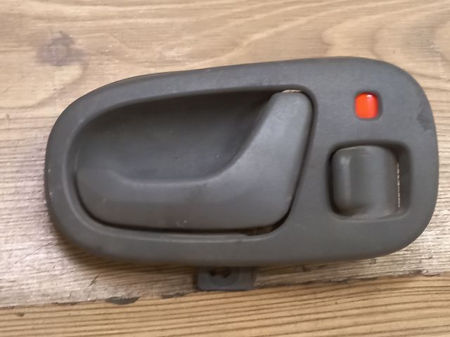 bontott SUZUKI SWIFT II Jobb hátsó Belső Kilincs