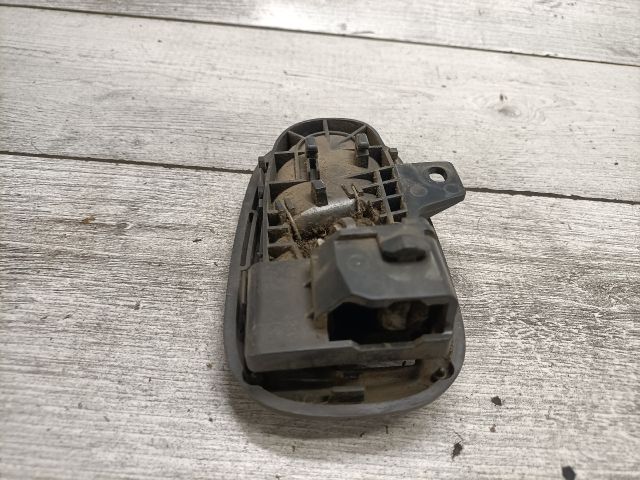 bontott SUZUKI SWIFT II Jobb hátsó Belső Kilincs