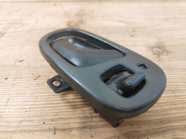 bontott SUZUKI SWIFT II Jobb hátsó Belső Kilincs