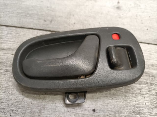 bontott SUZUKI SWIFT II Jobb hátsó Belső Kilincs