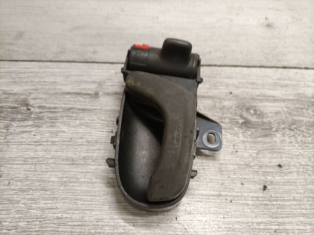 bontott SUZUKI SWIFT II Jobb hátsó Belső Kilincs