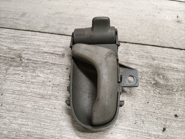 bontott SUZUKI SWIFT II Jobb hátsó Belső Kilincs