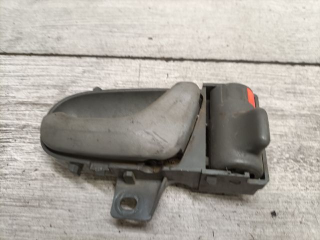 bontott SUZUKI SWIFT II Jobb hátsó Belső Kilincs