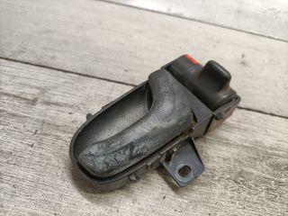 bontott SUZUKI SWIFT II Jobb hátsó Belső Kilincs