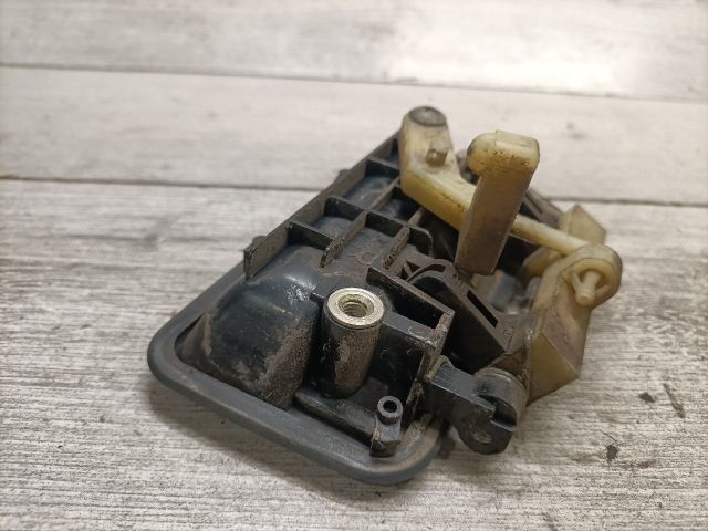 bontott SUZUKI SWIFT II Jobb hátsó Külső Kilincs