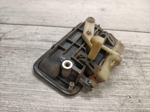 bontott SUZUKI SWIFT II Jobb hátsó Külső Kilincs