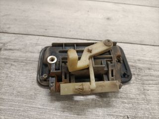 bontott SUZUKI SWIFT II Jobb hátsó Külső Kilincs